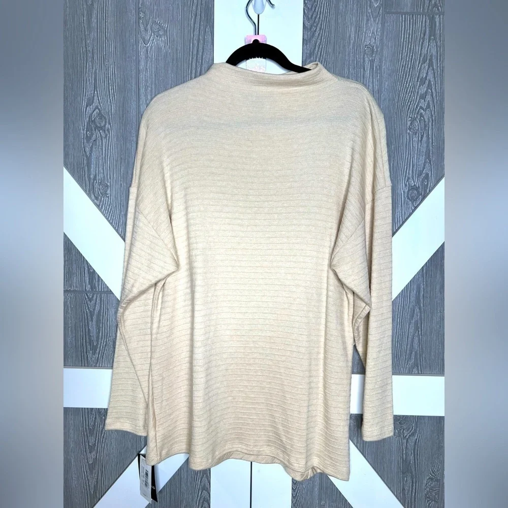 325. NWT I.N. Studio Asymmetrical Ribbed Cream Women's Lightweight Sweater M - Picture 4 of 7